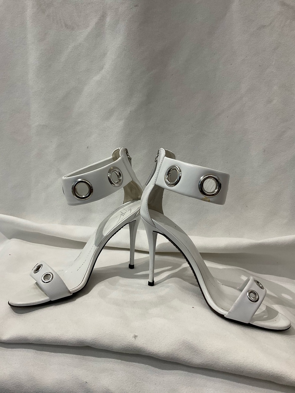 Giuseppe Zanotti Heels - Picture 4 of 6
